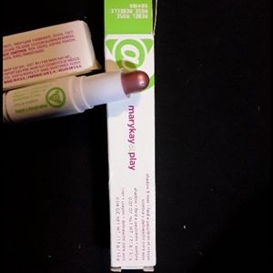 Mary Kay @ Play shadow and liner